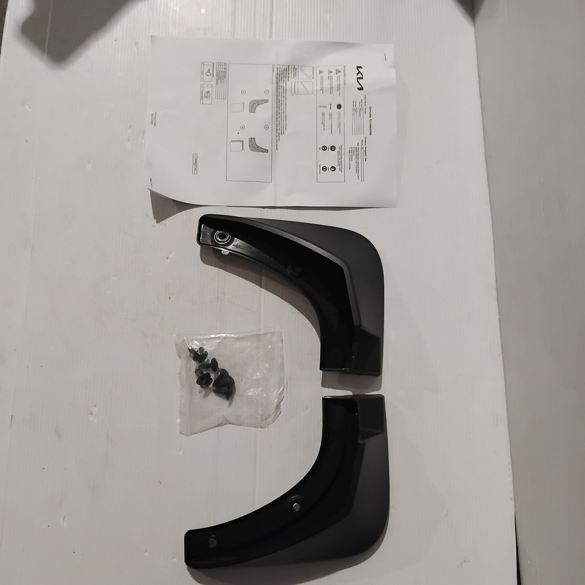 Genuine Kia Rr Mud Guard Kit | P2F46AK700