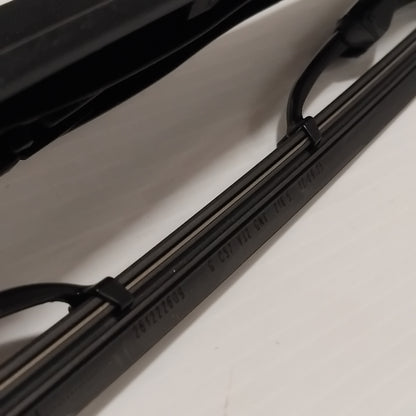 Front Wiper Blades Renault Trafic MK2 | 7701049052