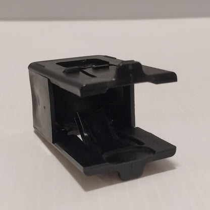 Genuine Vauxhall Securing Clip | 39081933