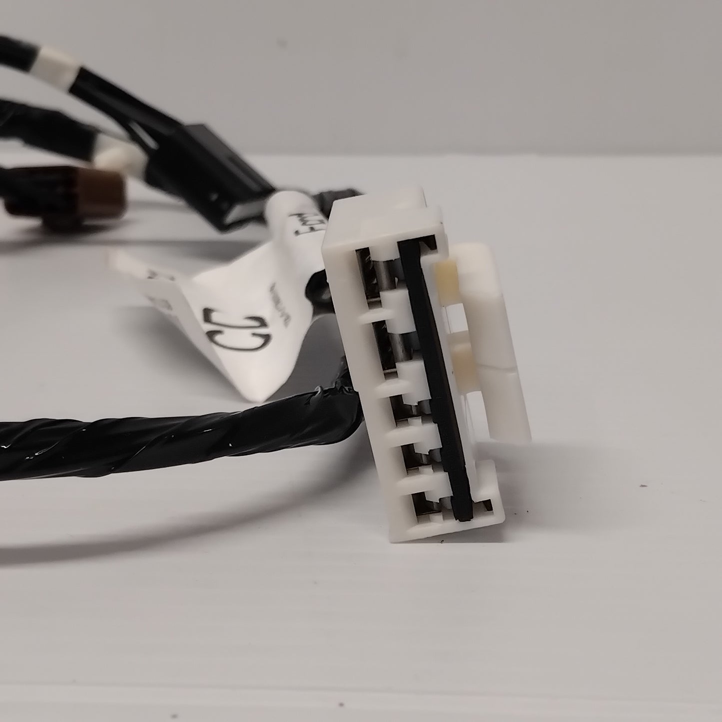 Genuine Front Door Wiring Harness - Ford Transit 2006-2014 | 1443948