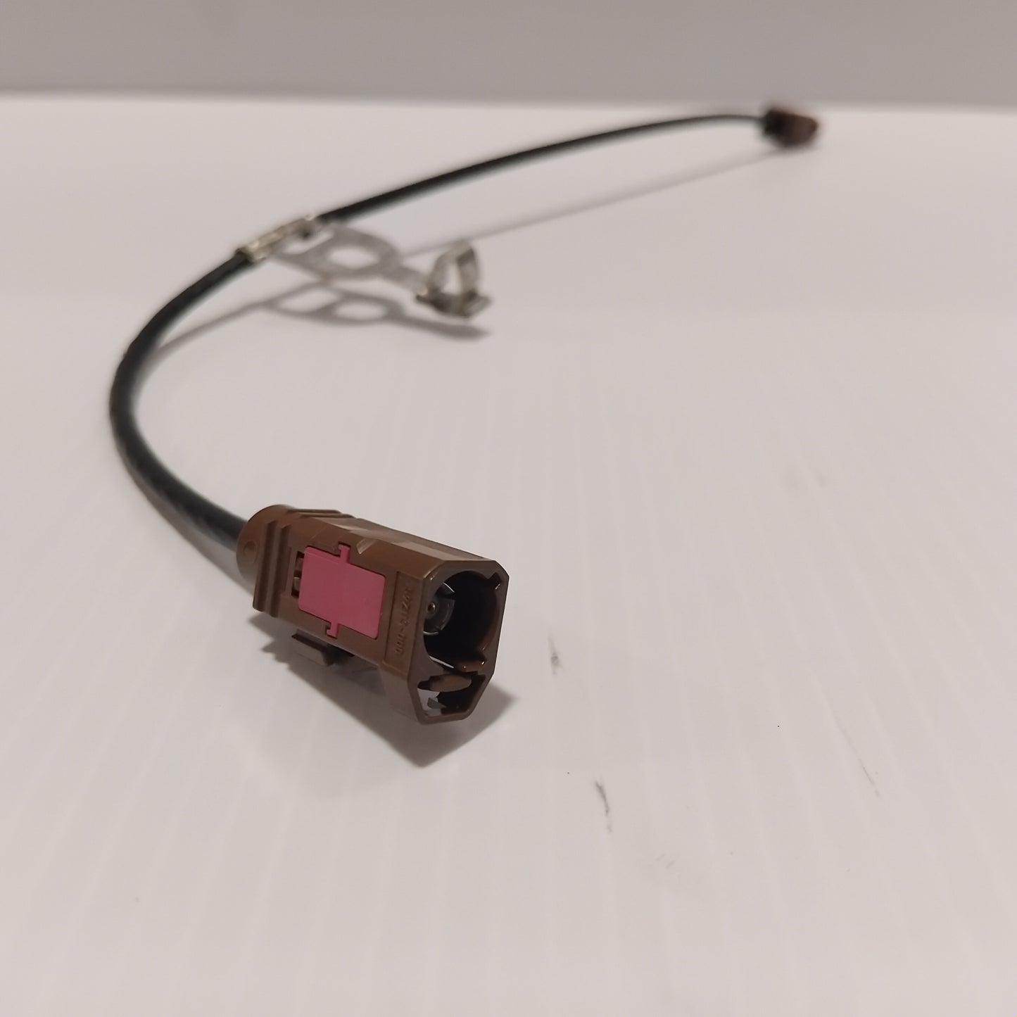 Genuine Renault Harn-Radio Ant Co | 28 24 332 28R