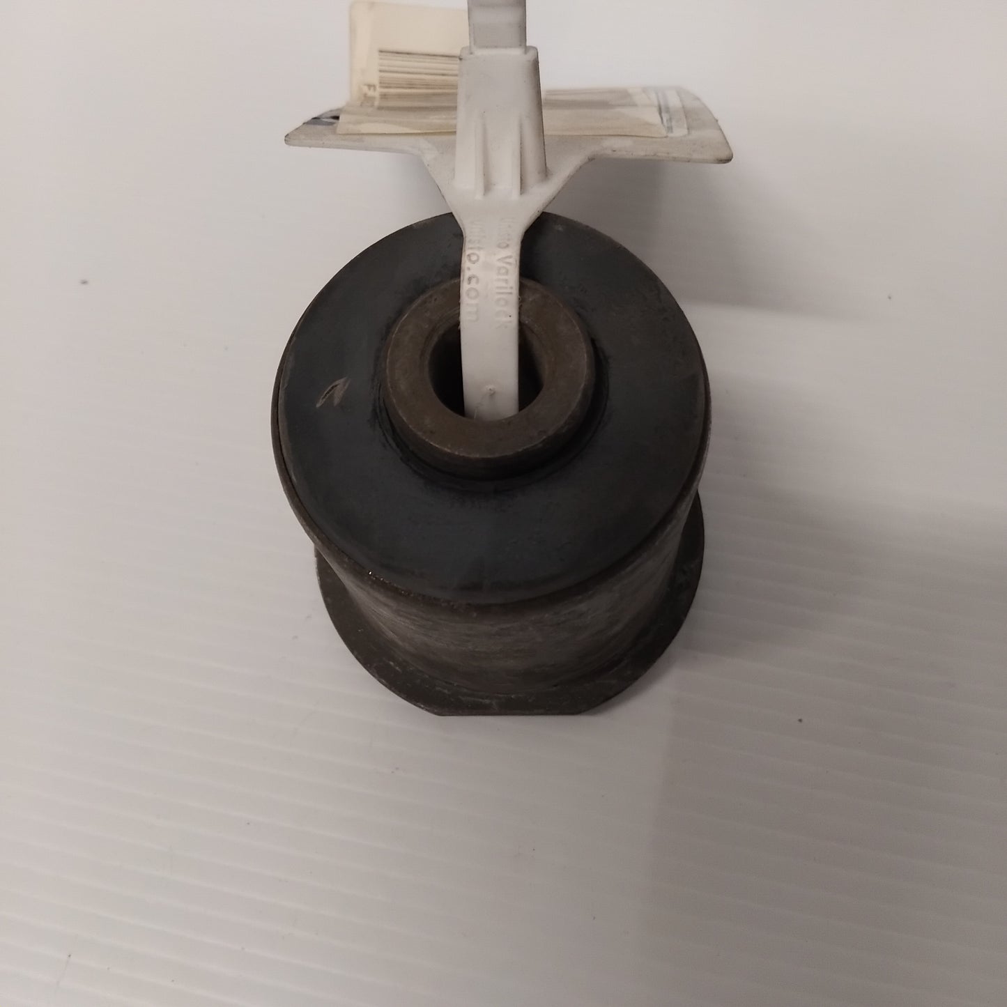 Genuine Control Arm Bush - Jeep Grand Cherokee 2003-2004 | K52088220