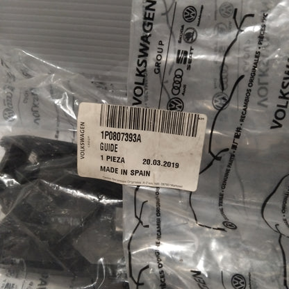 Genuine SEAT Piece | 1P0807393A