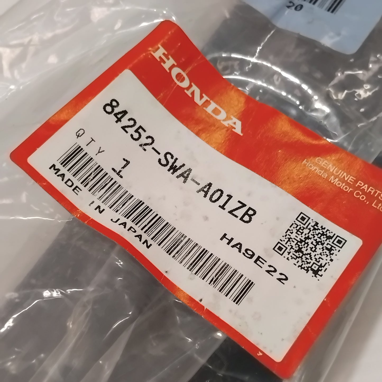 Genuine Honda Garnish, L. Fr. Side Oute | 84252SWAA01ZB