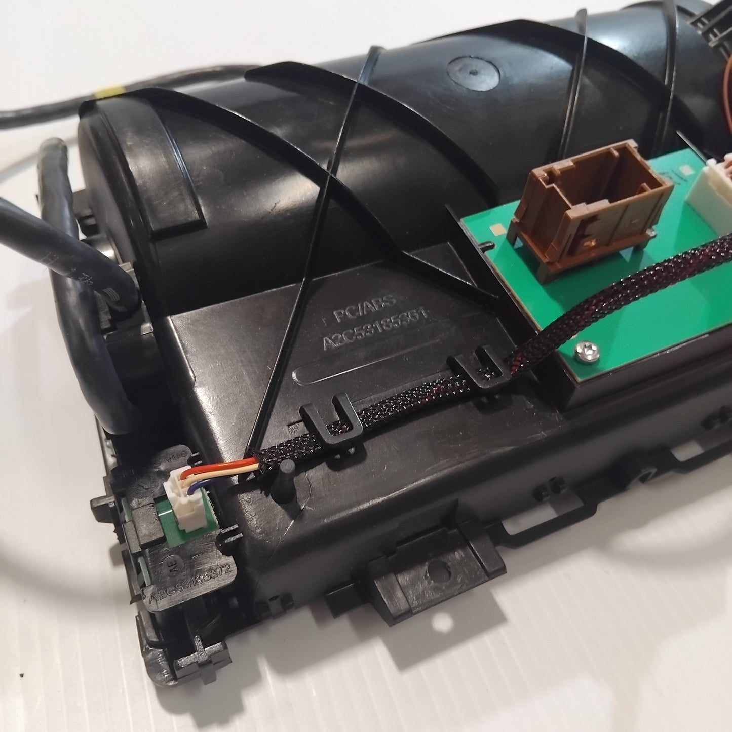 Genuine Multimedia Display - Peugeot RCZ 2009-2015 | 98045605ZD