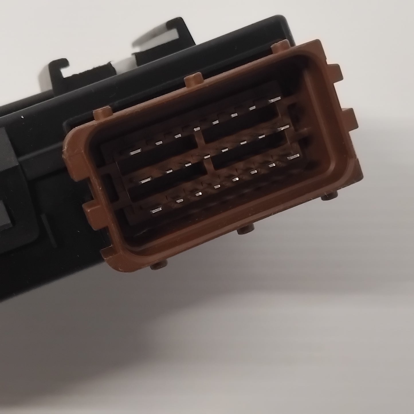 Genuine Front Seat ECU - Peugeot 308 3-Door Saloon | 8925G8