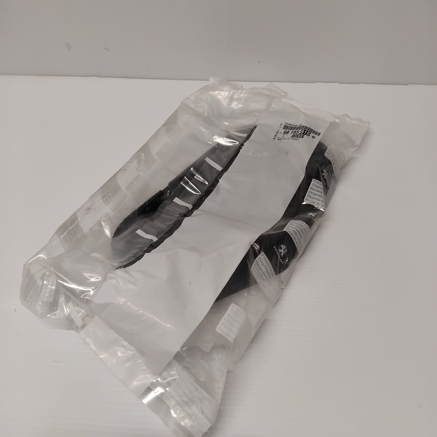 Genuine Fuel Tank Plug - Peugeot Expert IV Diesel | 9816581680