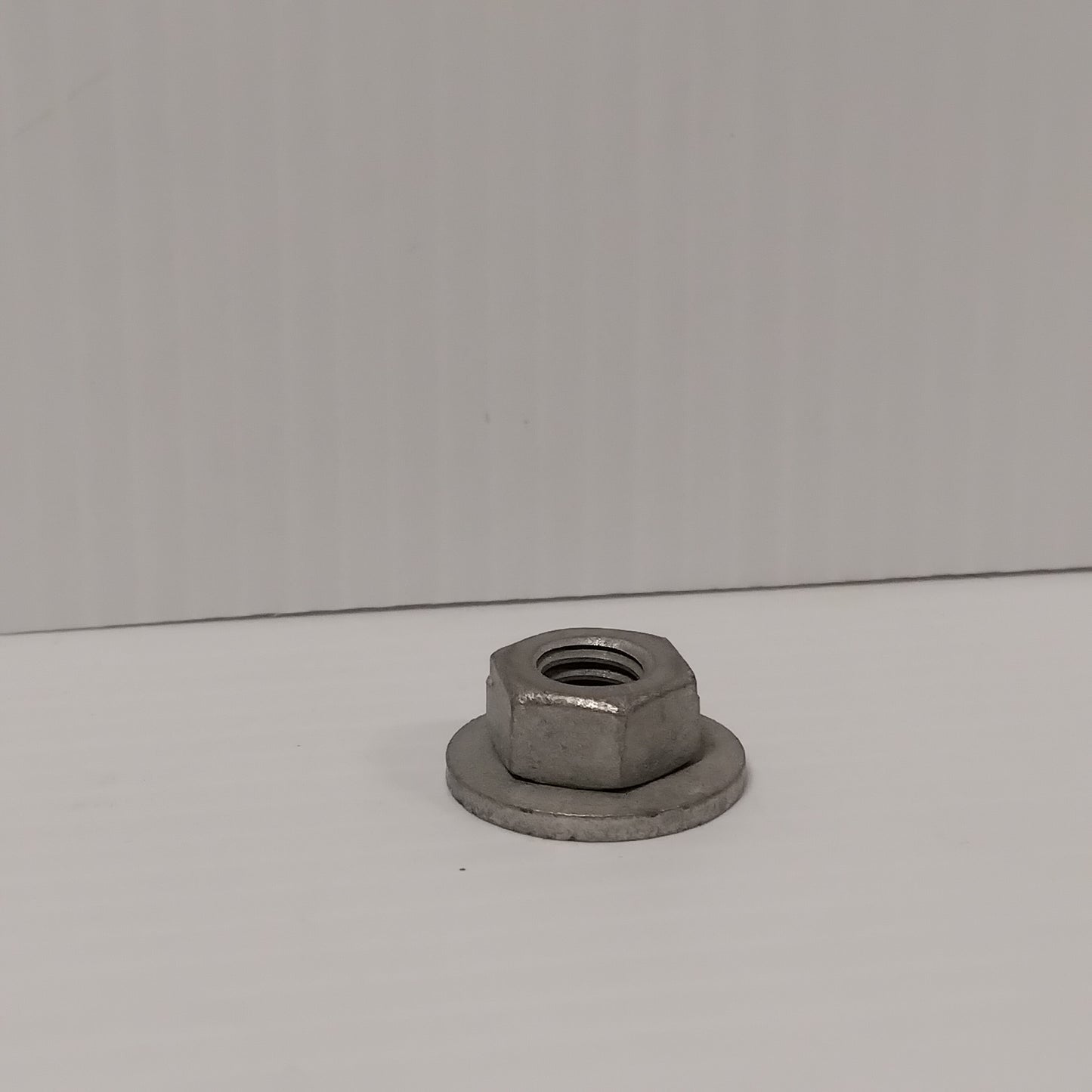 Genuine Ford Nut And Washer Assy - Hex. | 1690590