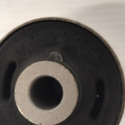 Genuine Rear Suspension Bush - Kia Sportage 2006-2010 | 551162E001