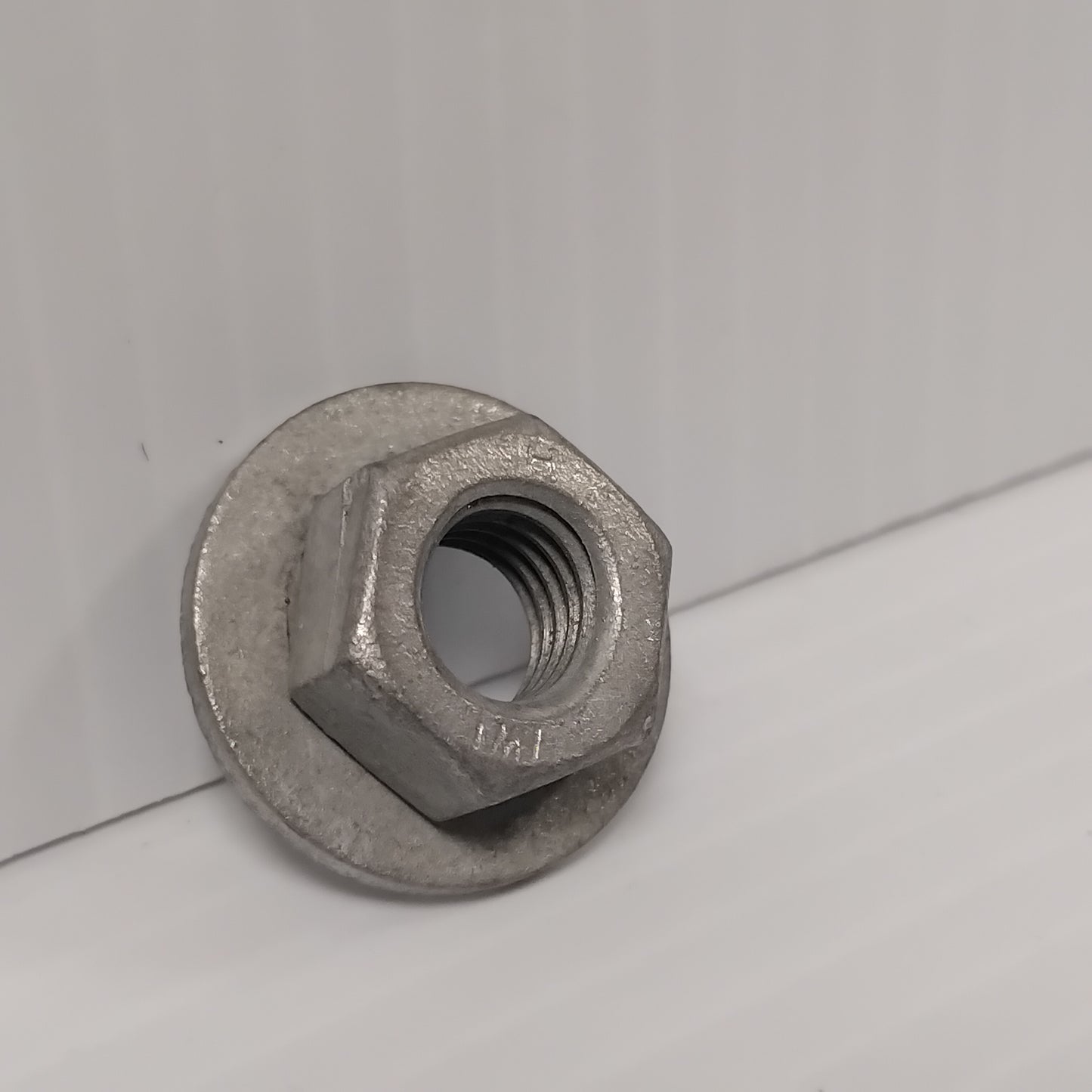 Genuine Ford Nut And Washer Assy - Hex. | 1690590