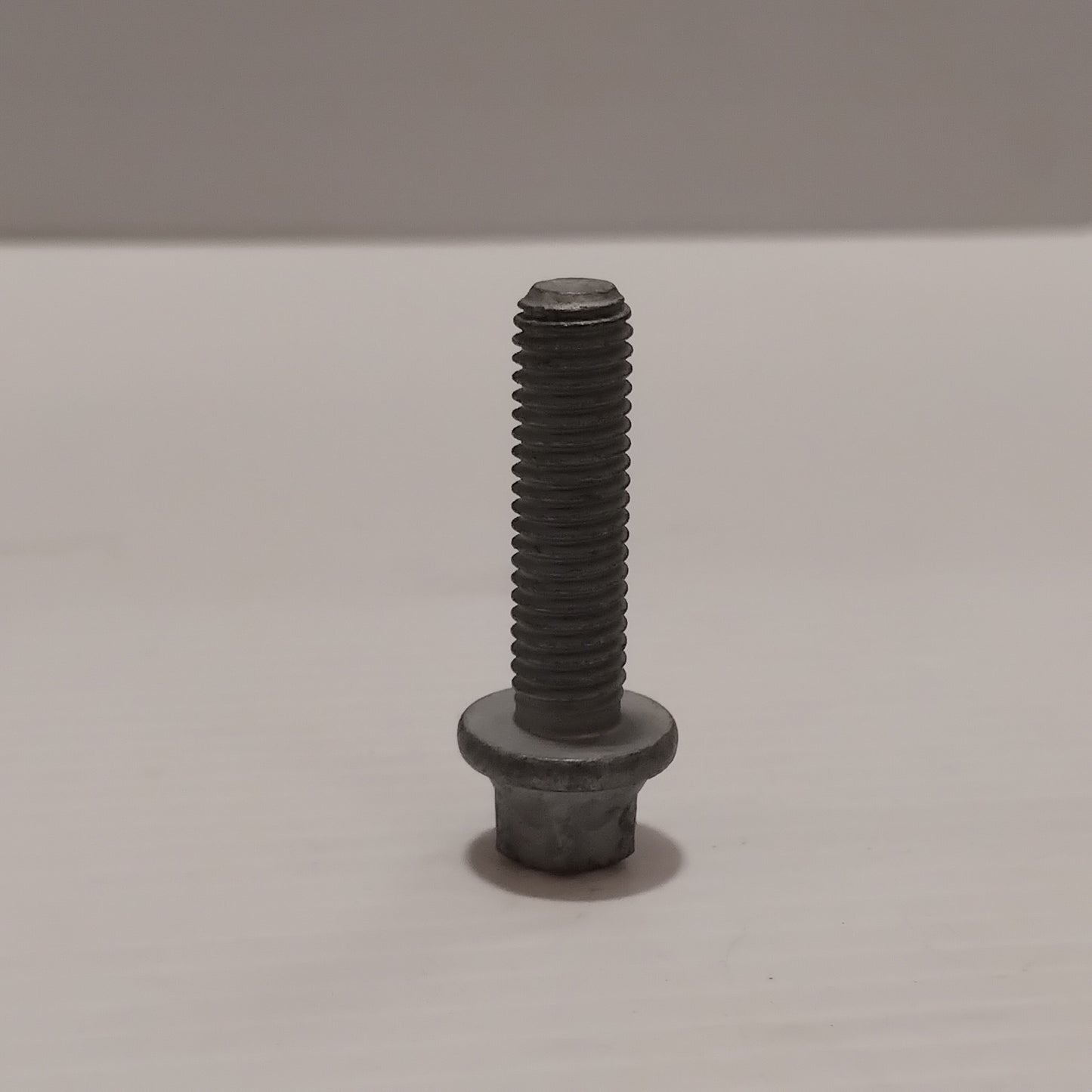 Genuine Vauxhall Screw | 11097431
