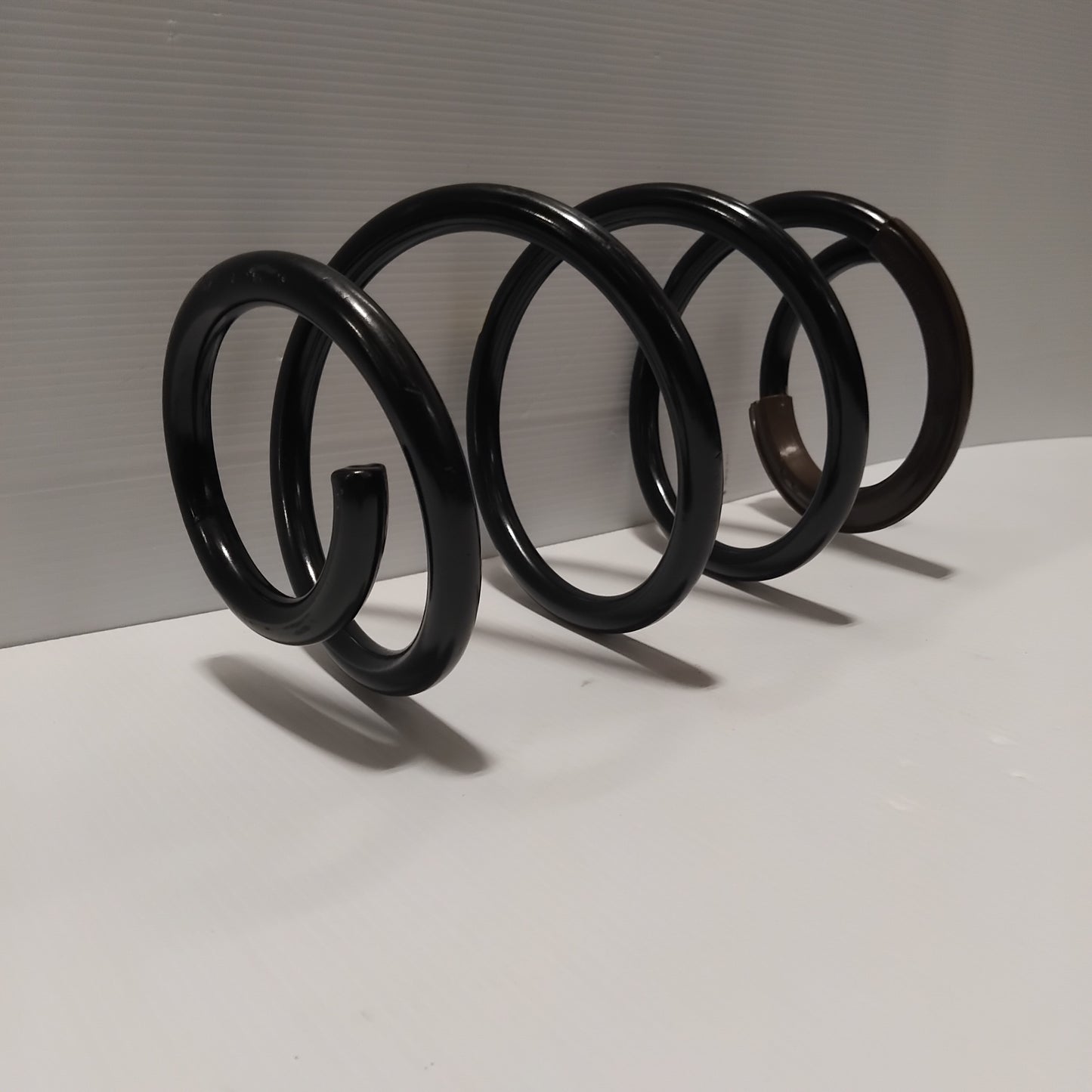 Genuine Kia Spring-Fr | 546301Y704