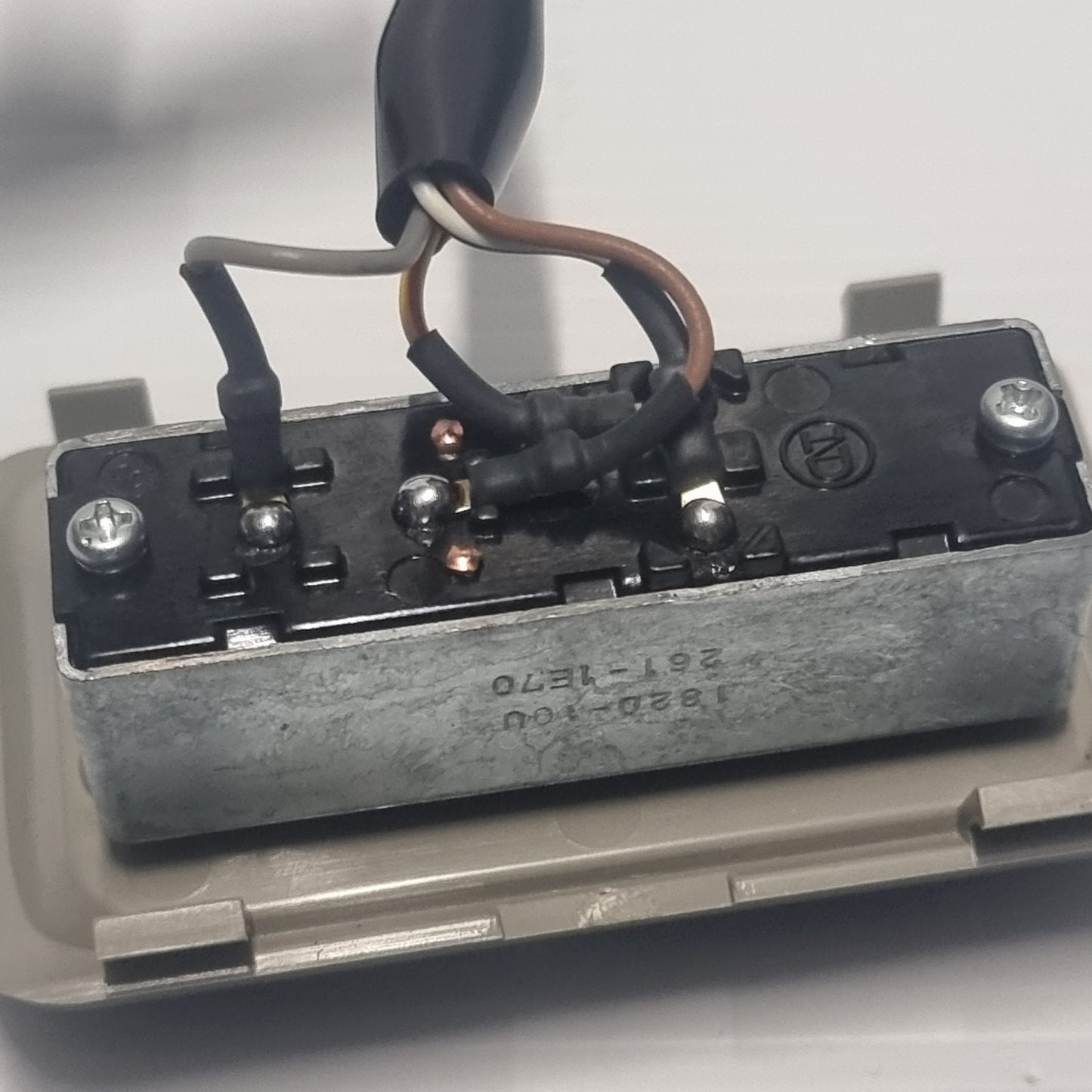 Genuine Suzuki Switch,Rear A/C Unit G | 95524-61JA0-000