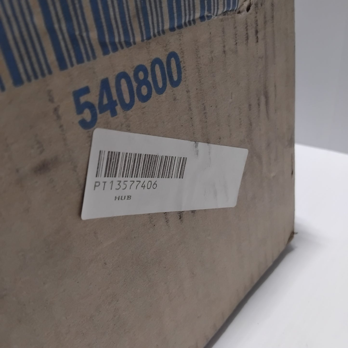 Genuine Vauxhall Hub | 13577406