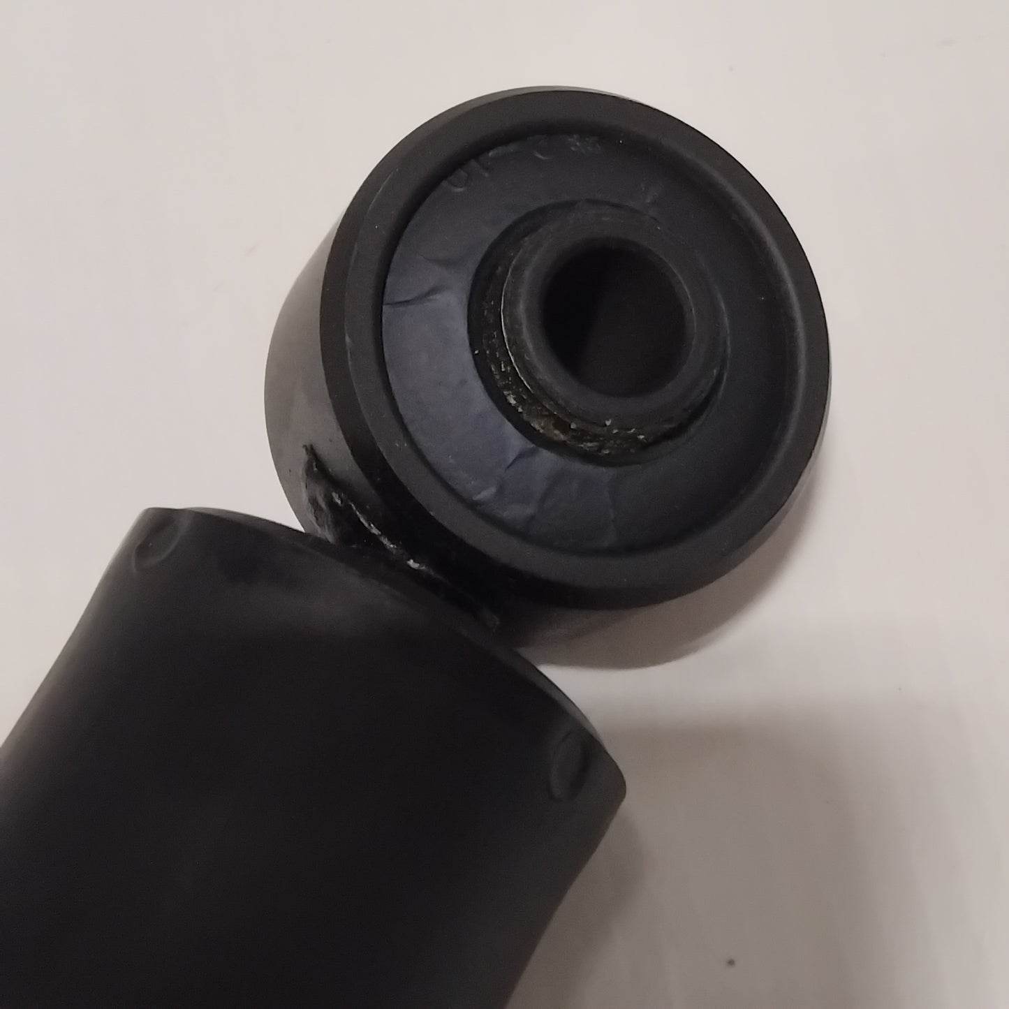 Genuine Rear Shock Absorber - Suzuki Grand Vitara 2005- | 41700-65J00-000