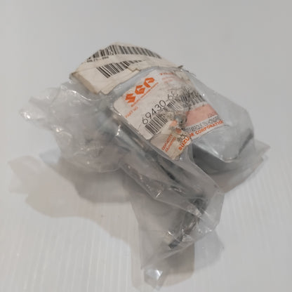 Genuine Suzuki Hinge,Rear Door Rh Az | 69430-68L00-000