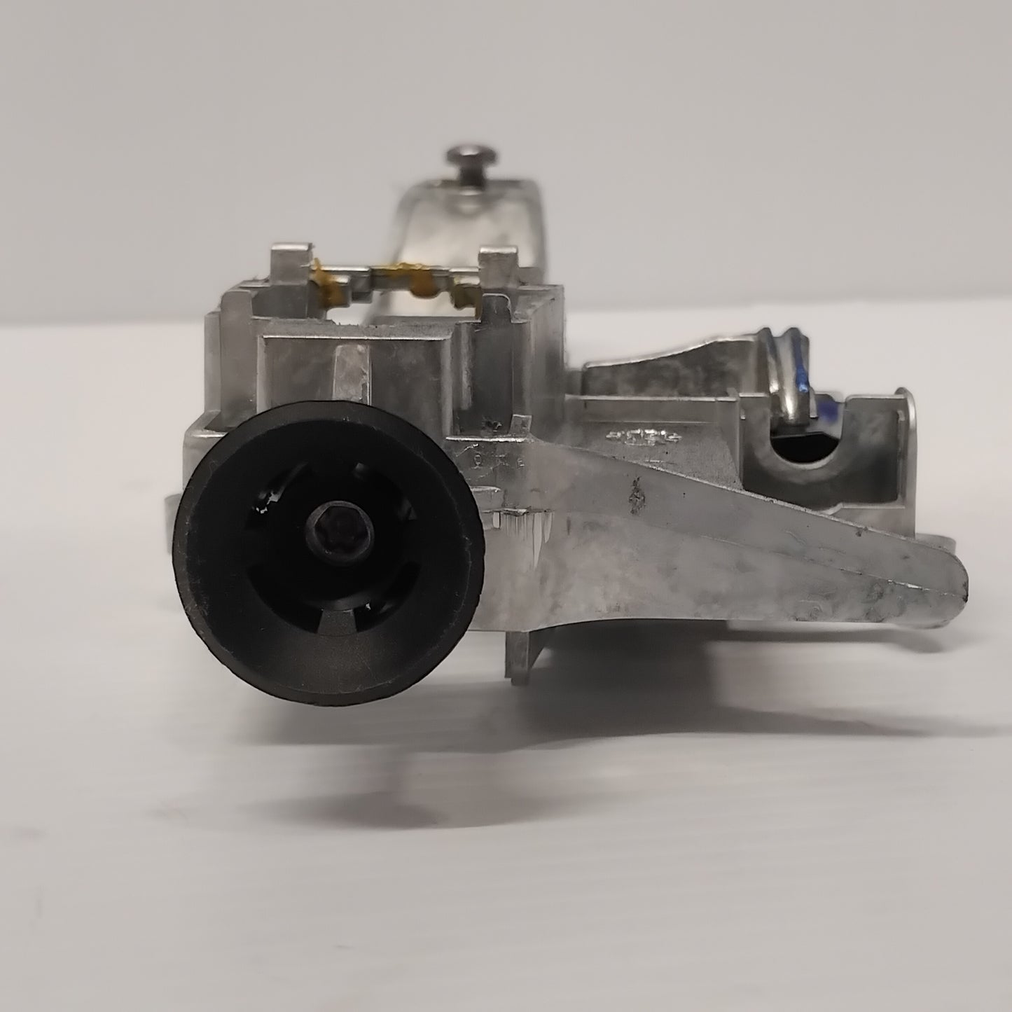 Genuine Door Left Handle Holder - Citroen Berlingo / Peugeot Partner | 910961