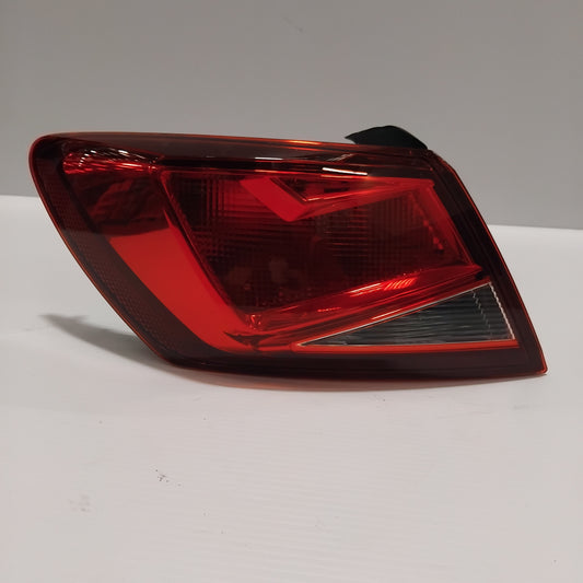 Genuine Seat Taillight | 5F0945095D