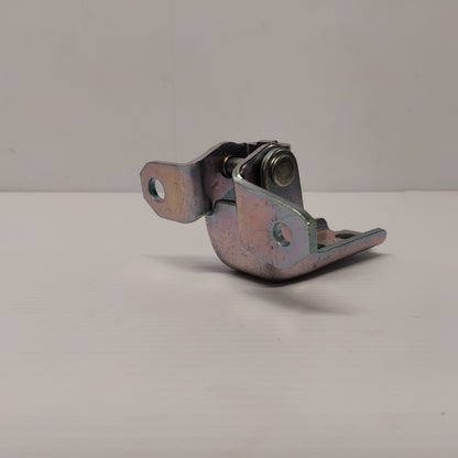 Genuine Suzuki Hinge, Front Door Avk3 | 69320-68LB0-000