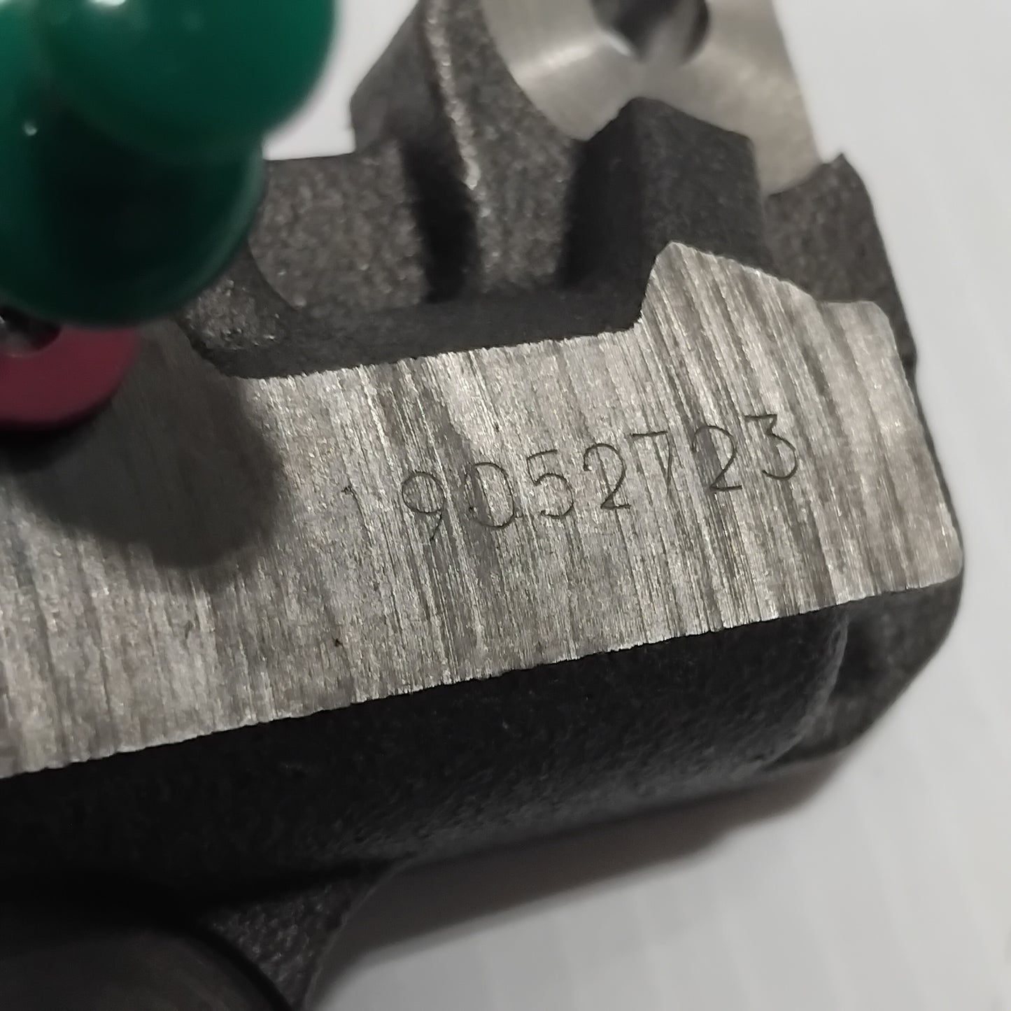 Genuine Toyota Tensioner-Chain | SU003-00192