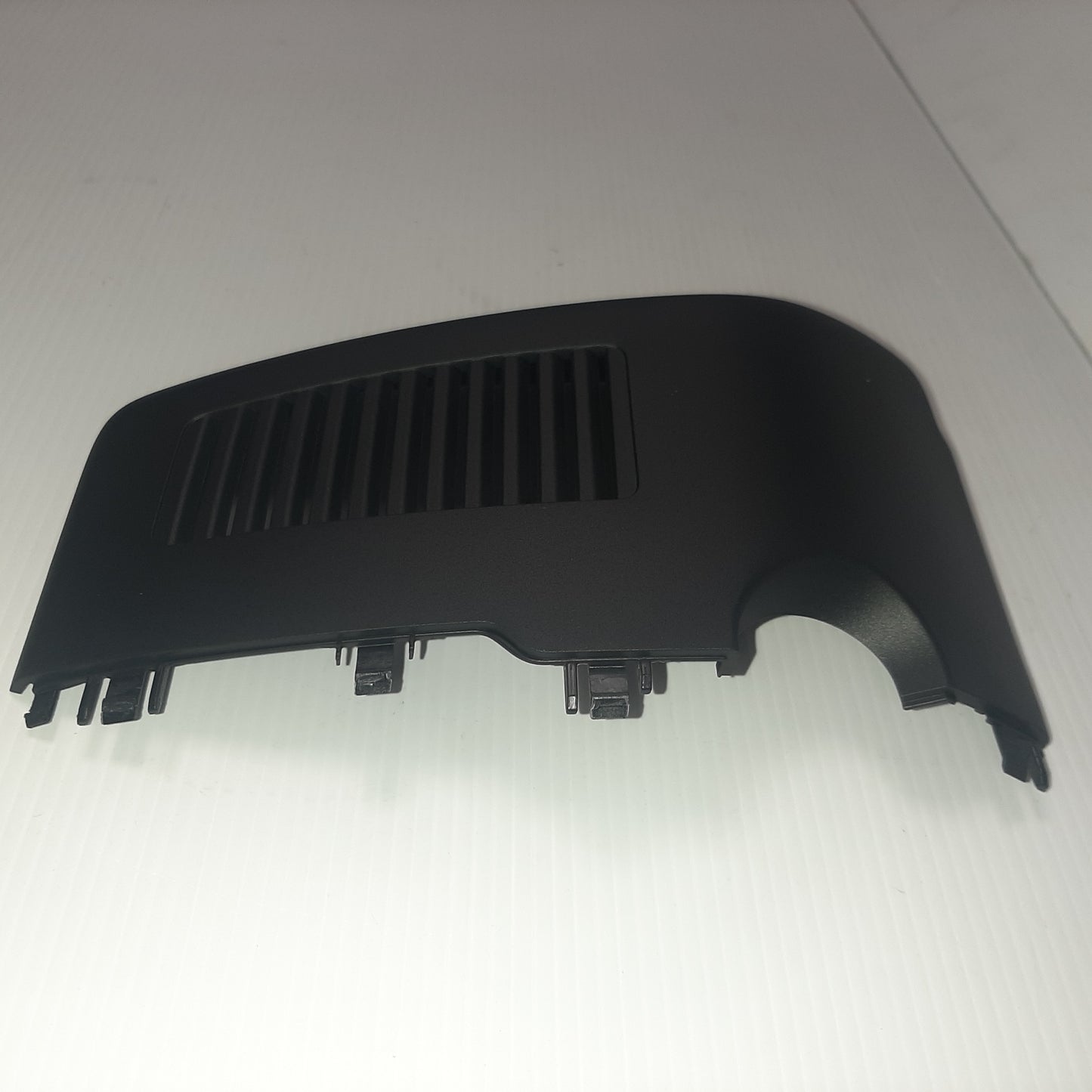 Genuine Mazda Cover (L),Senso | B62R67Z32A