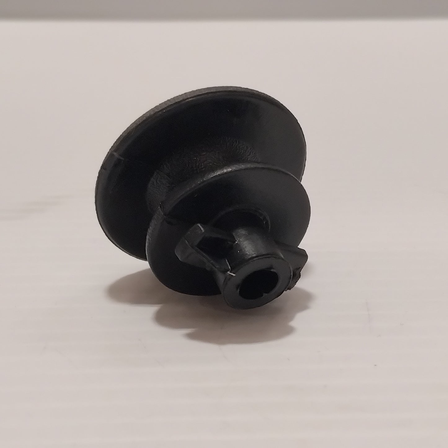 Genuine Jeep Retainer | K1XA48DX9AB