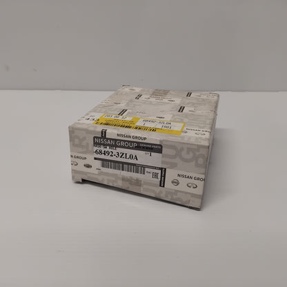 Genuine Aux and USB Socket Console Trim - Nissan Pulsar 2014-2018 | 684923ZL0A