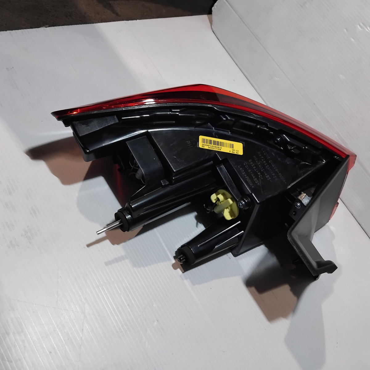 Genuine Renault Lamp-Fdr  Rr Rh | 26 55 017 30R