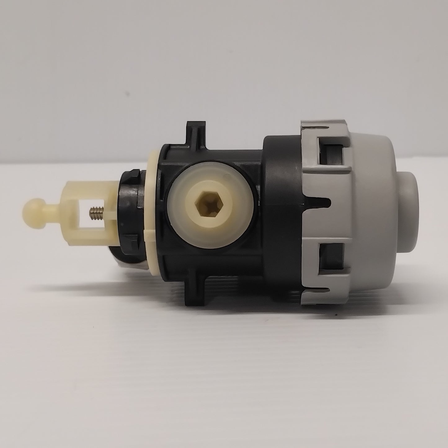 Genuine Mazda Leveling Unit-R | K0Y15121X