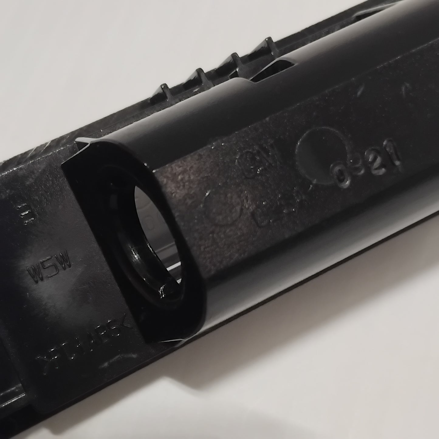 Genuine Vauxhall License Plate Lamp | 13252440