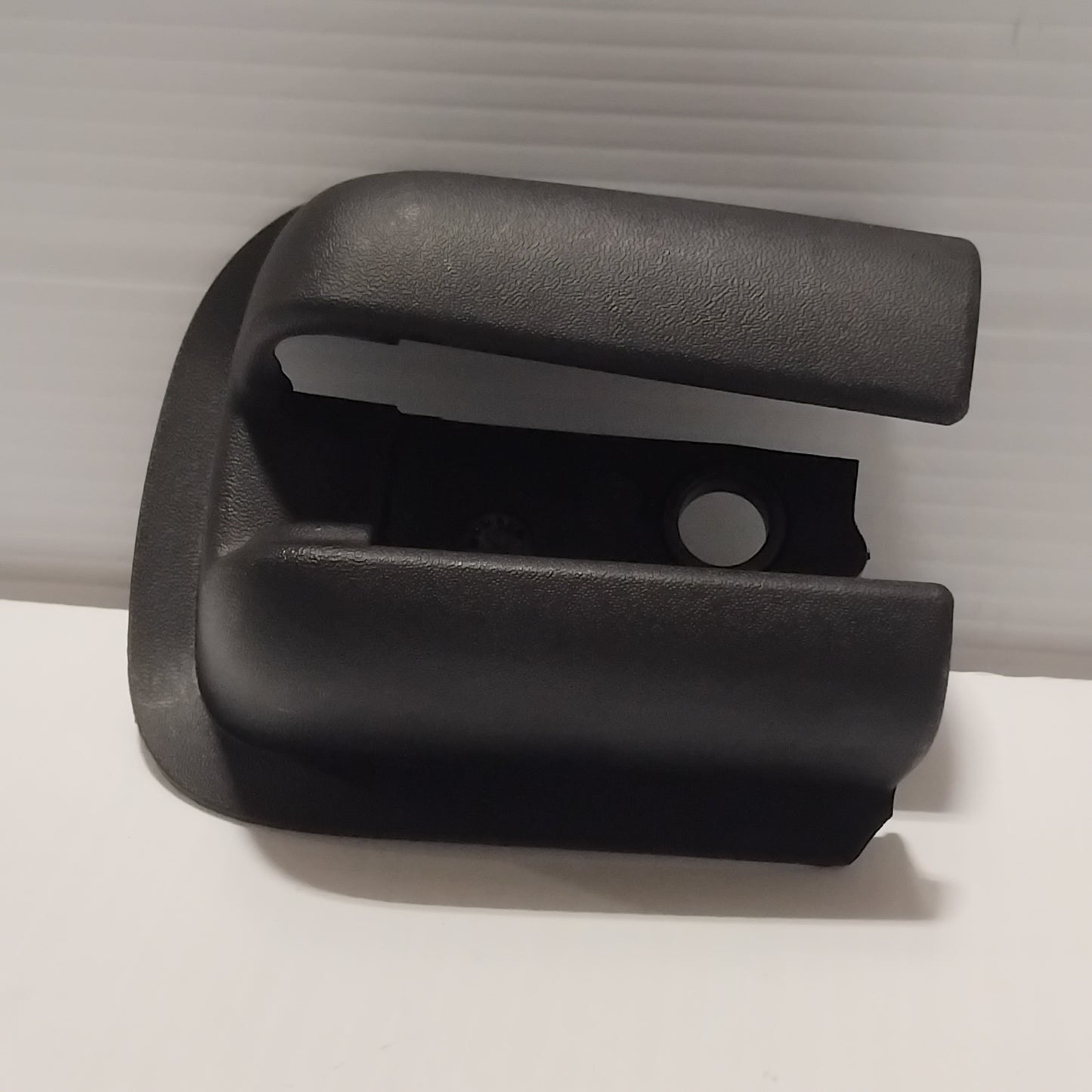 Genuine Renault Tip Rail Door | 82 00 675 627