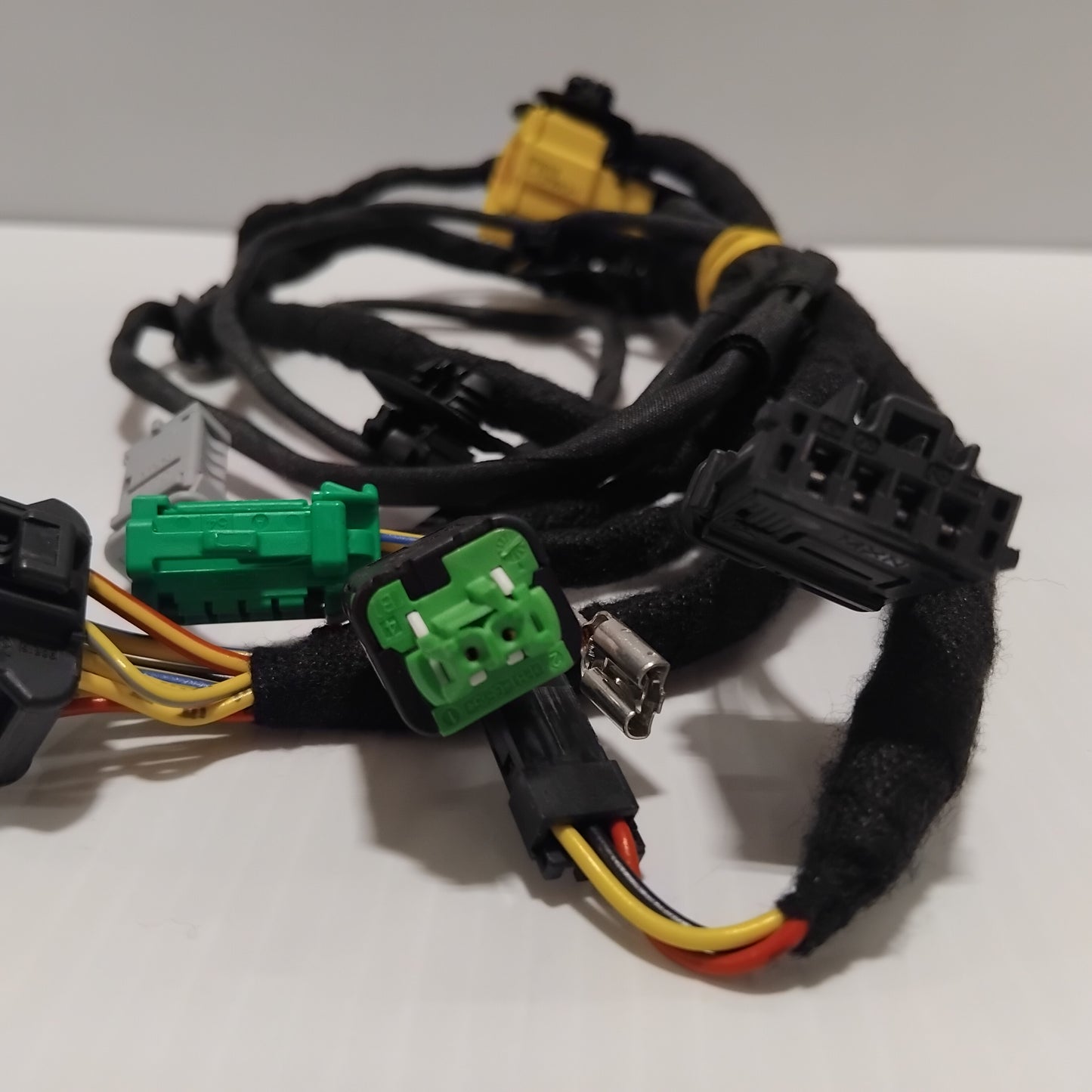 Genuine Peugeot Seat Harness | 1613953080