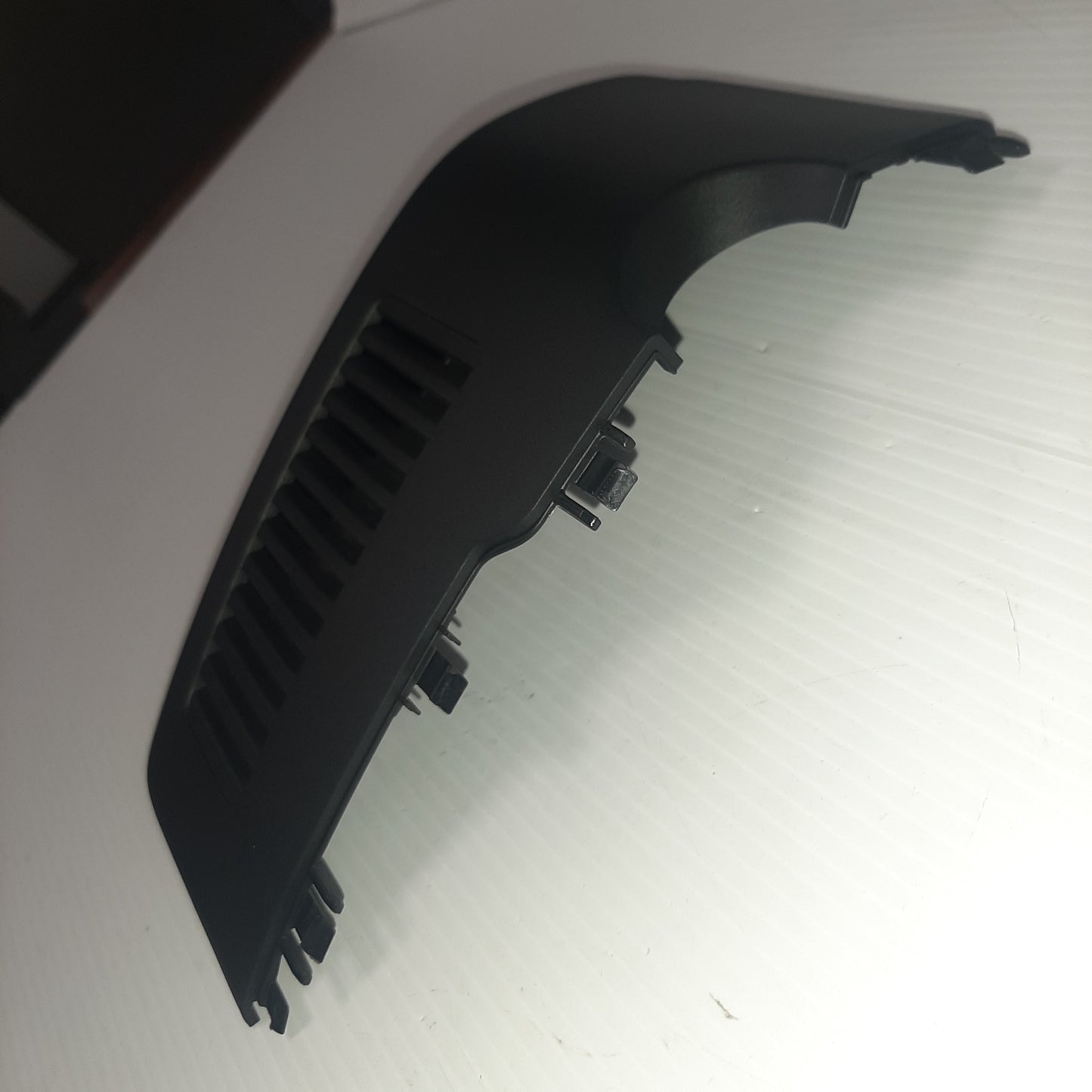 Genuine Mazda Cover (L),Senso | B62R67Z32A