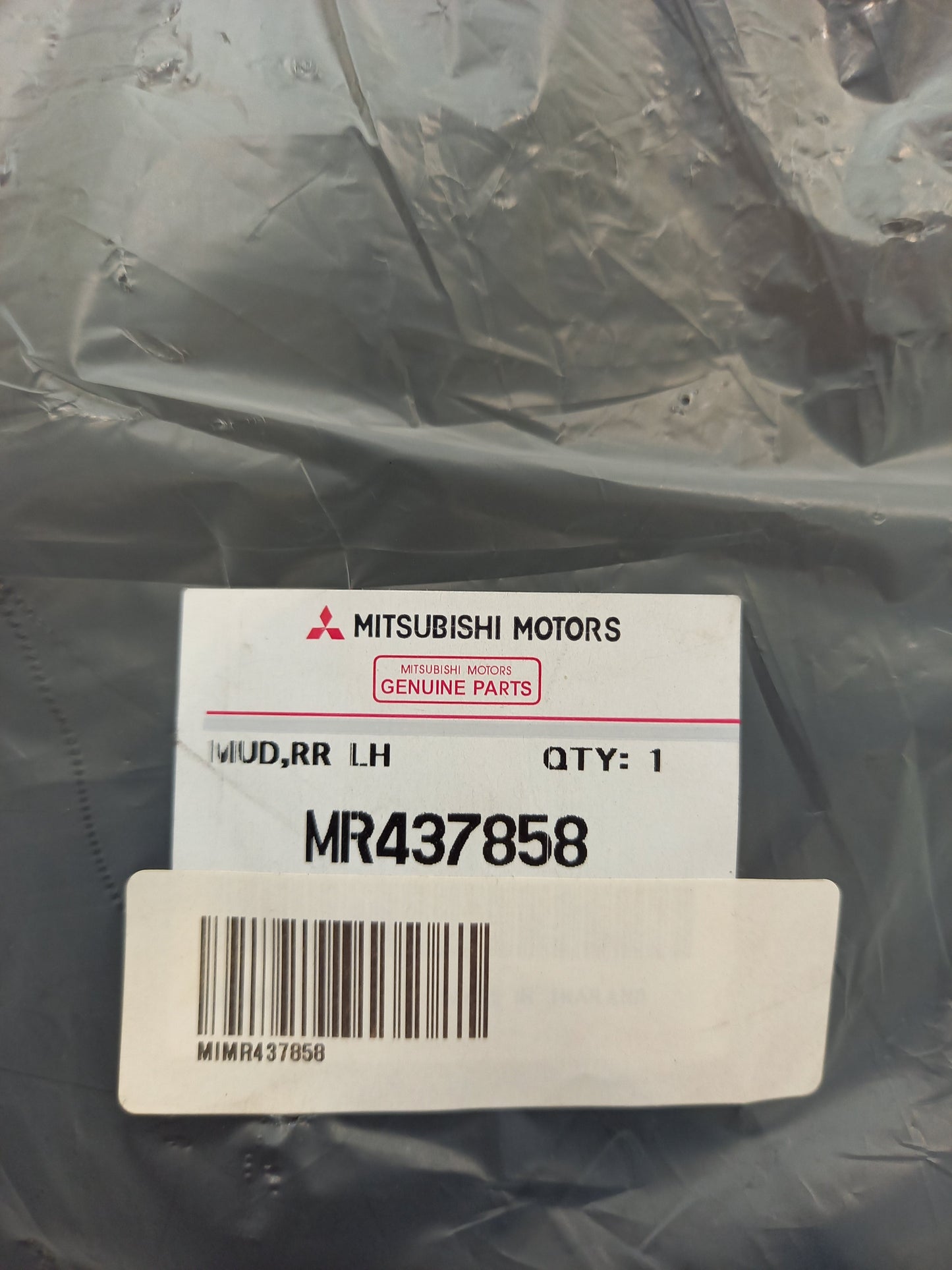 Genuine Mitsubishi Mud Guard,Rr Lh(Black Material | MR437858