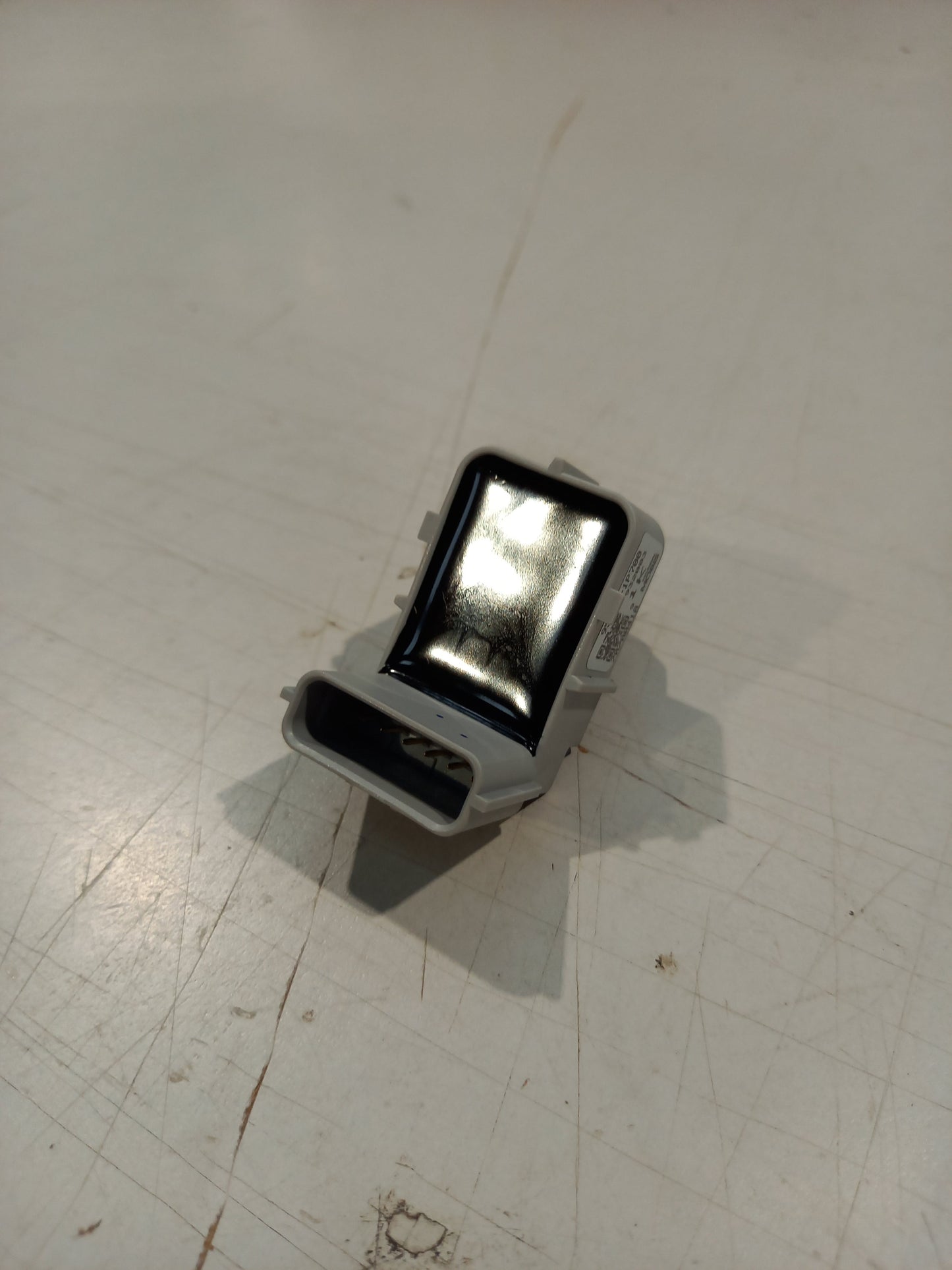 Genuine Kia Sensor Assy-Ultrason | 957001P7001K