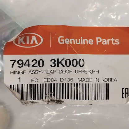 Genuine Rear Right Upper Door Hinge - Kia Carens / Ceed / Optima | 794203K000