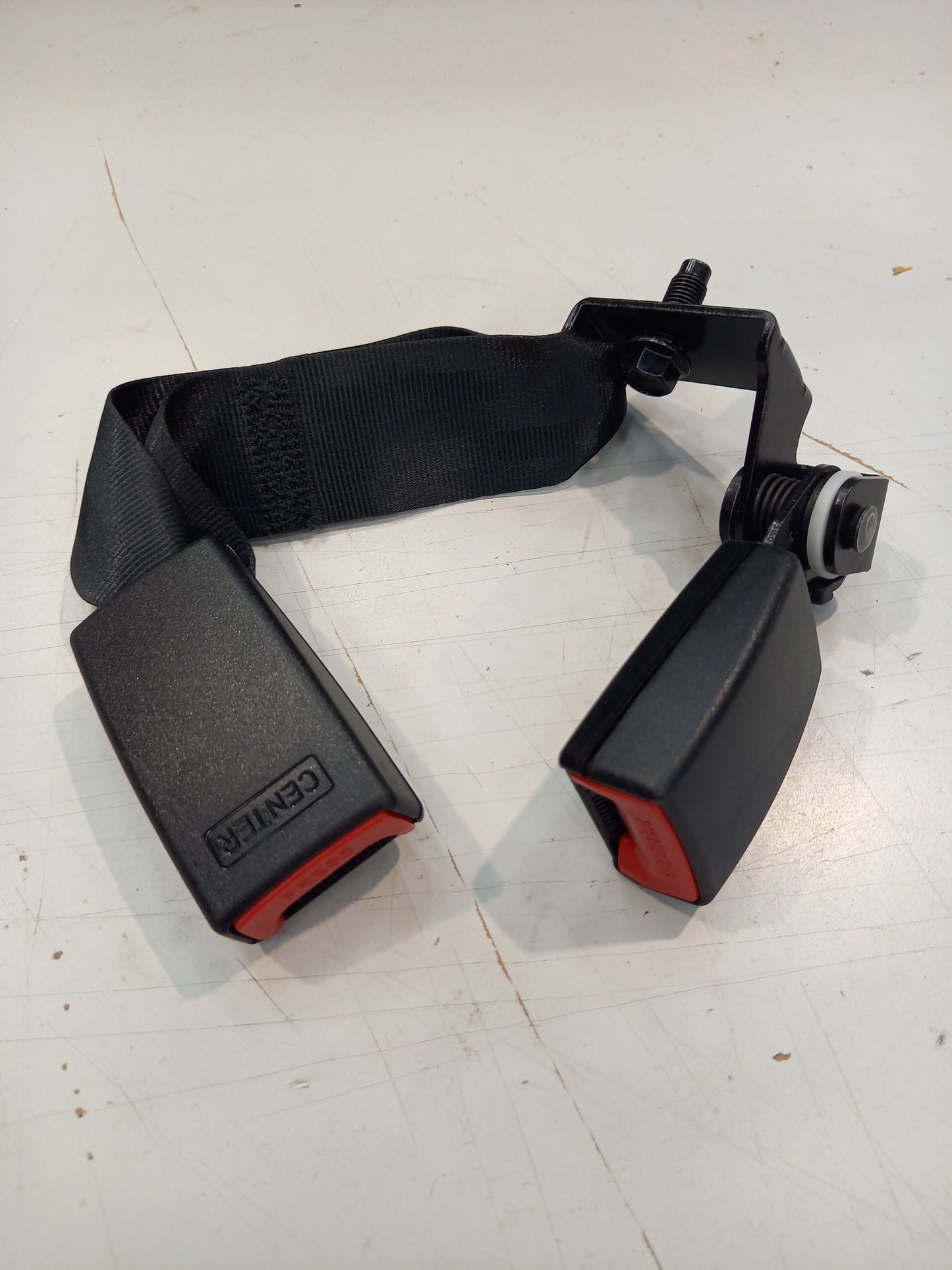 Genuine Hyundai Double Buckle Assy-R | 898300X2004X