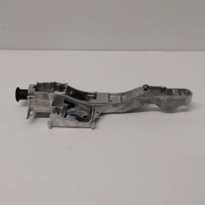 Genuine Door Left Handle Holder - Citroen Berlingo / Peugeot Partner | 910961