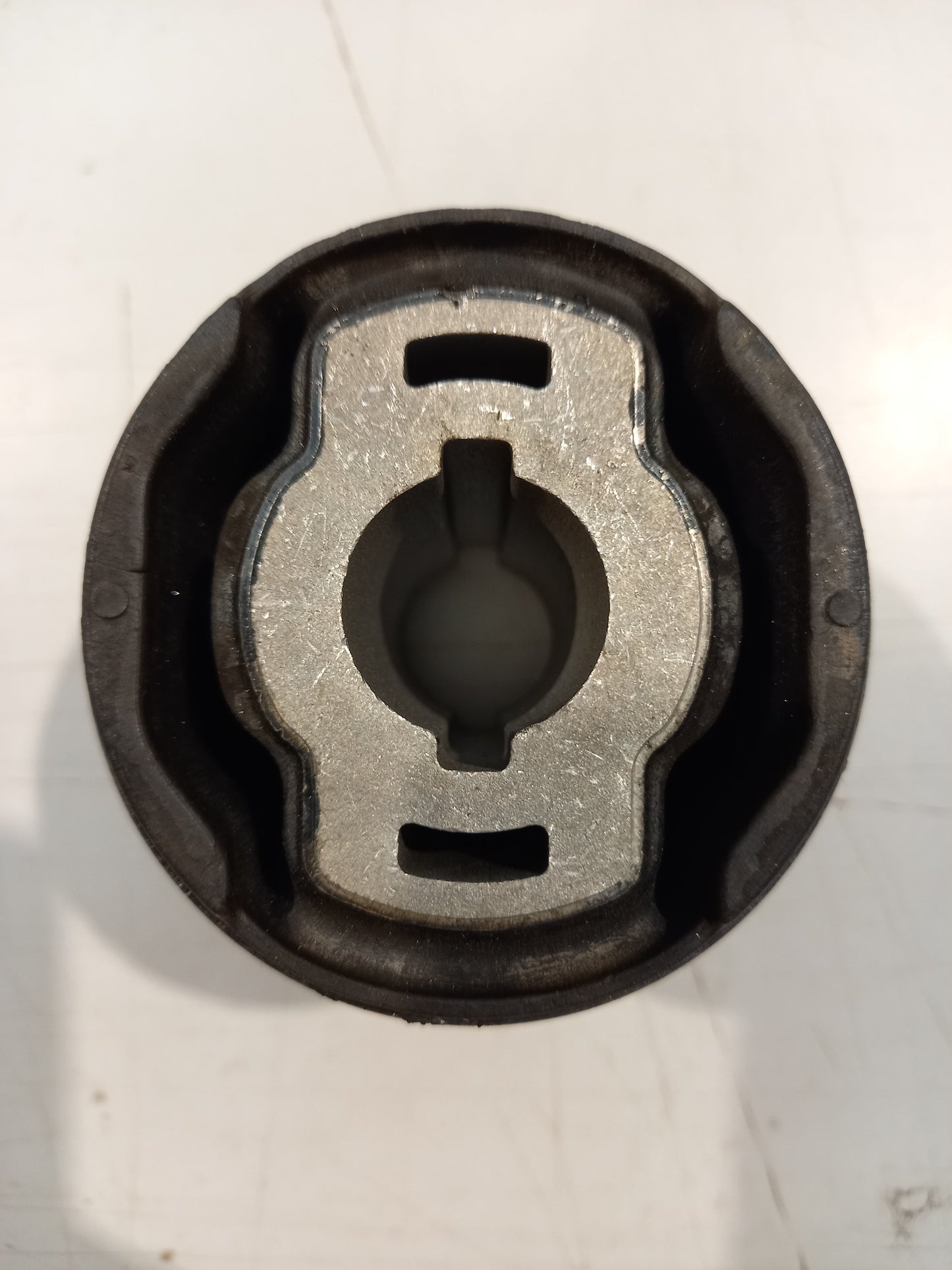 Genuine Kia Bushing-X/Mbr Rr | 55456C5000