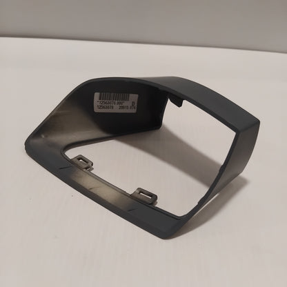 Genuine Peugeot Base Cover | 8152G6