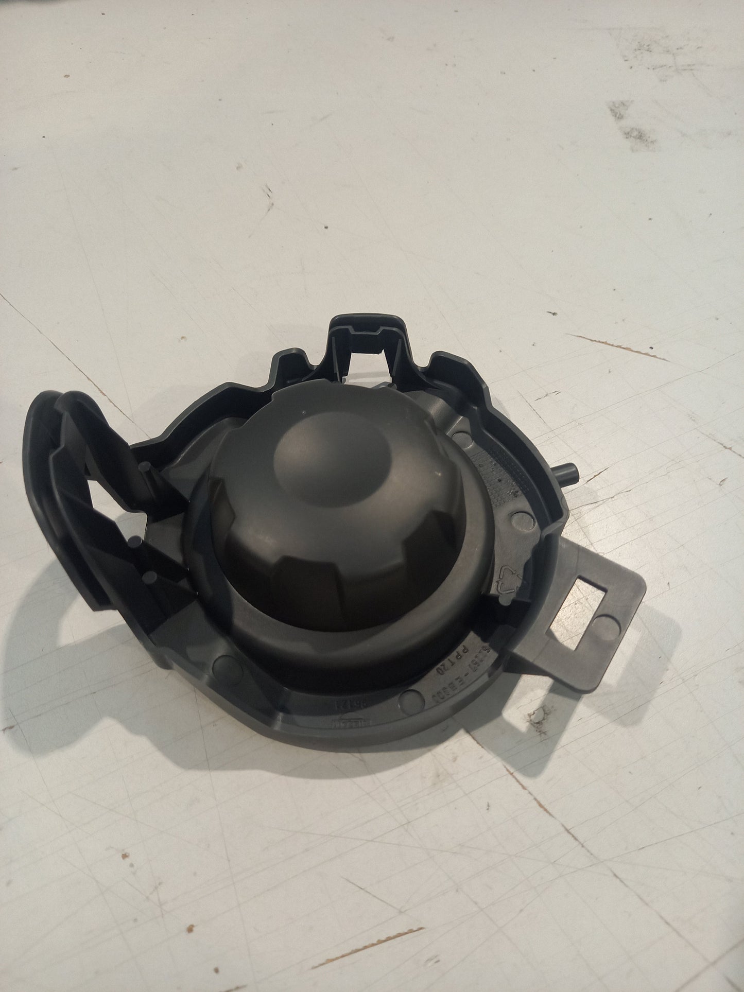 Genuine Nissan Finisher-Front | 62257EB300