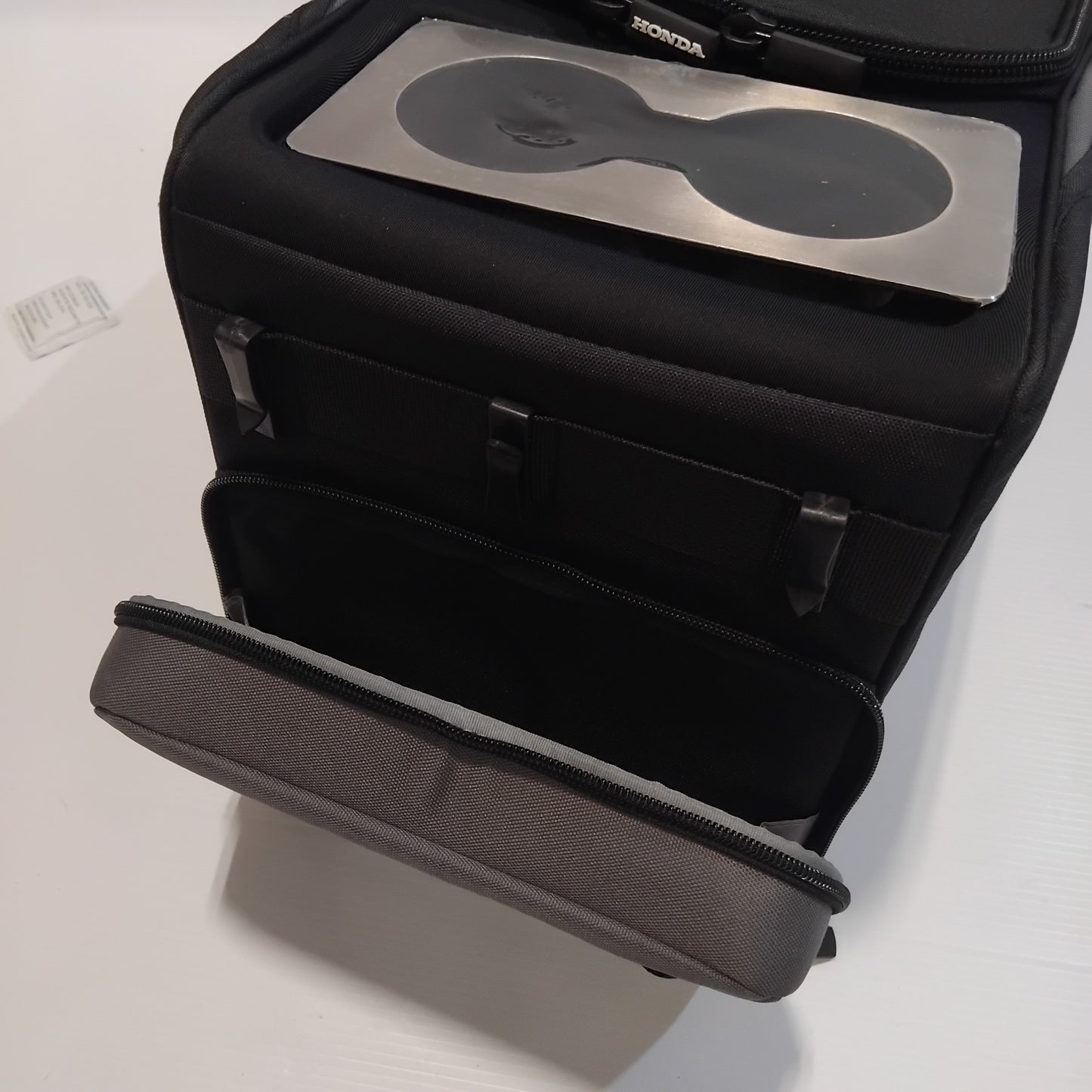 Genuine Rear Seat Center Bag - Honda CR-V 2015-2019 | 08MLWUTIRRBAG