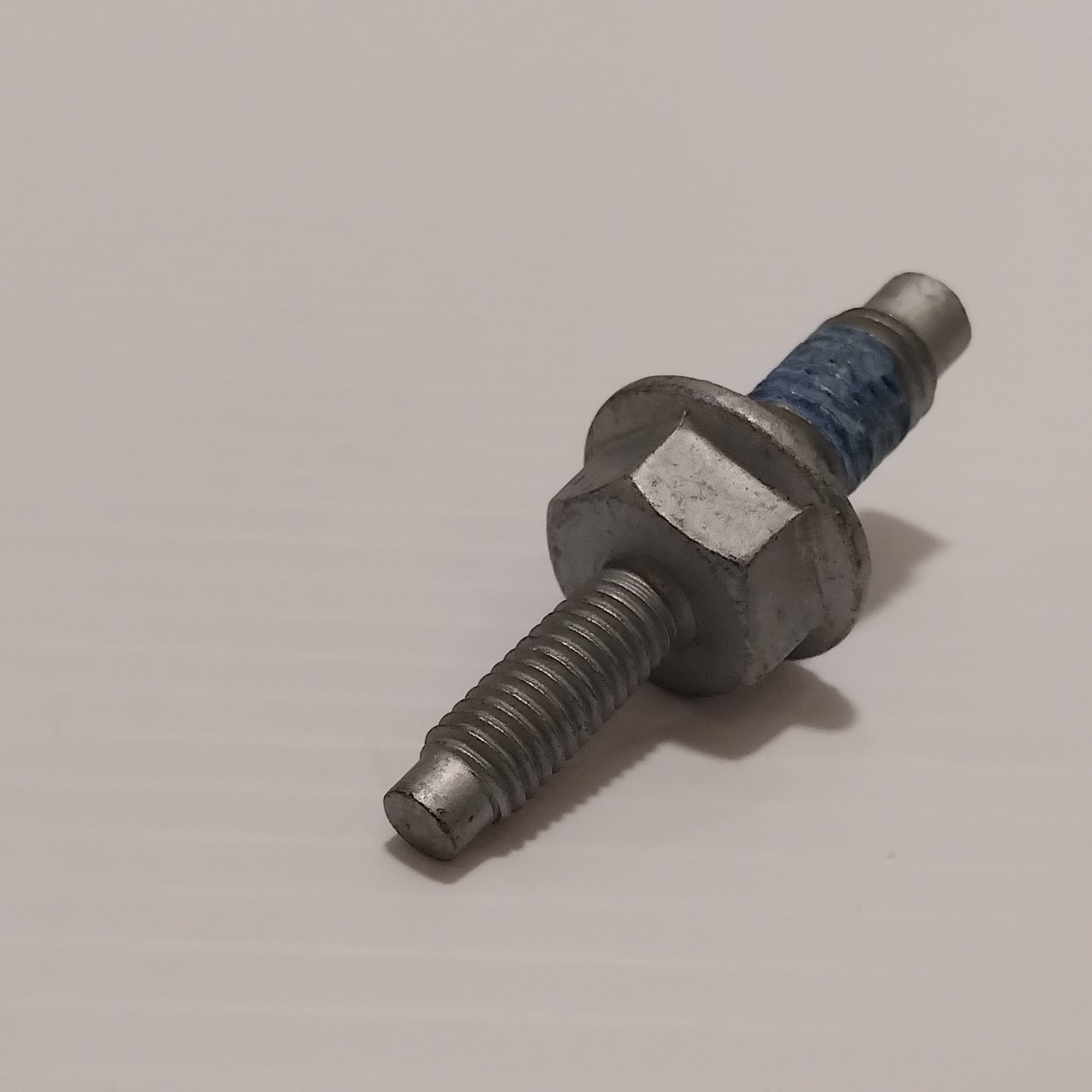 Genuine Ford Bolt | 1818019