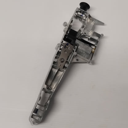 Genuine Door Left Handle Holder - Citroen Berlingo / Peugeot Partner | 910961