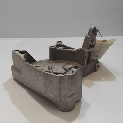 Genuine Nissan Bracket-Engine | 1123100Q0B