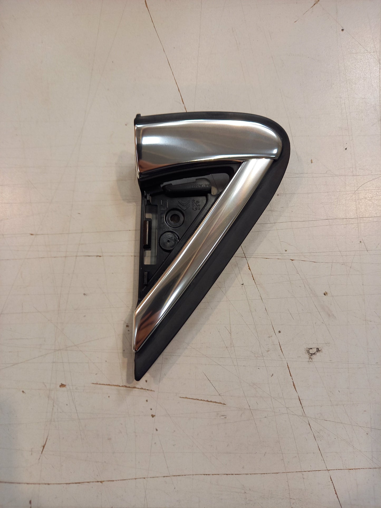 Genuine Peugeot Drip Moulding | 9025JR