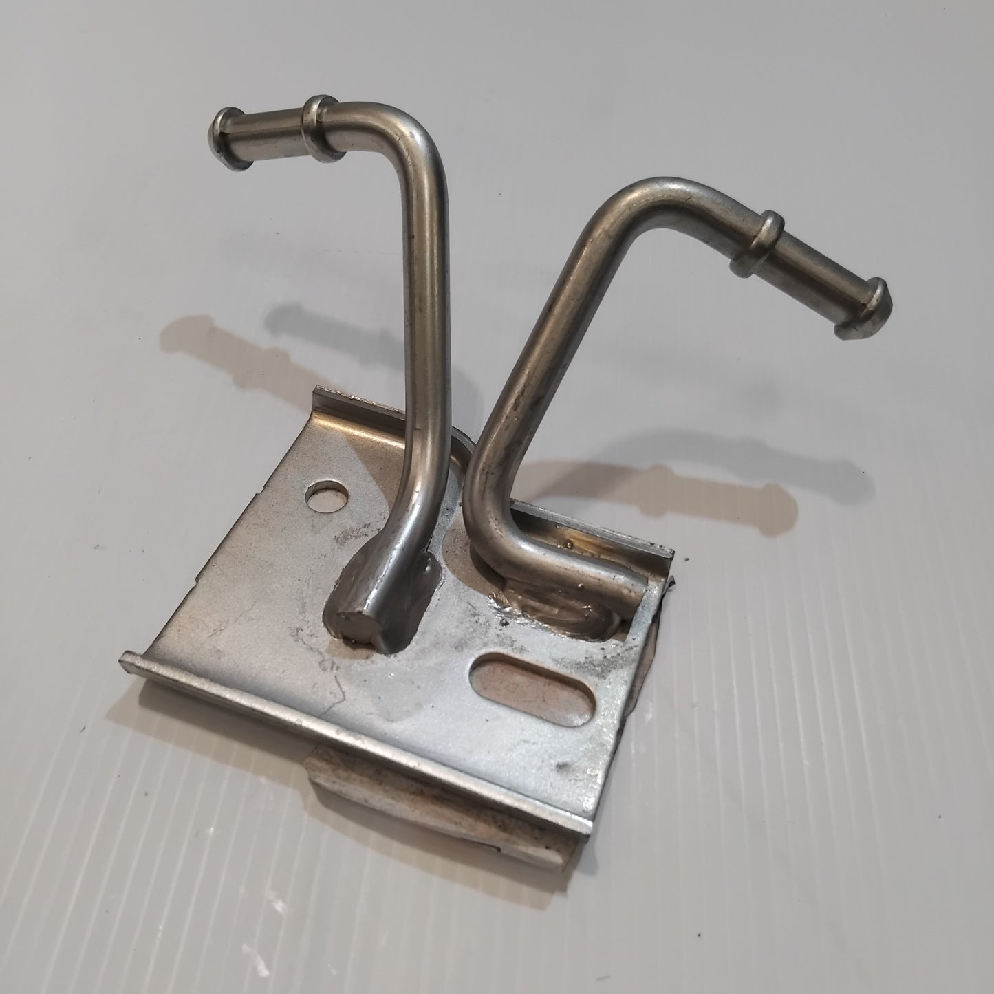 Genuine Exhaust Mounting Bracket - Ford Transit 2014-2024 2.2 Diesel | 1820584
