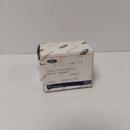 Genuine Ford Socket Assy - Additional | 1420774