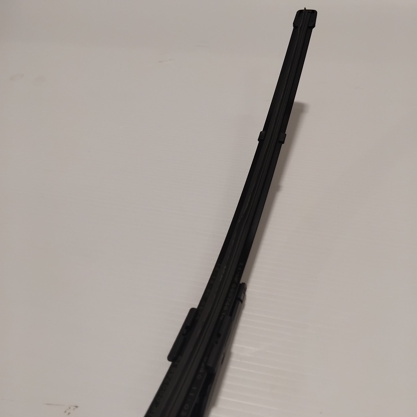 Genuine Renault Wiper Blade Rh | 28 89 082 85R
