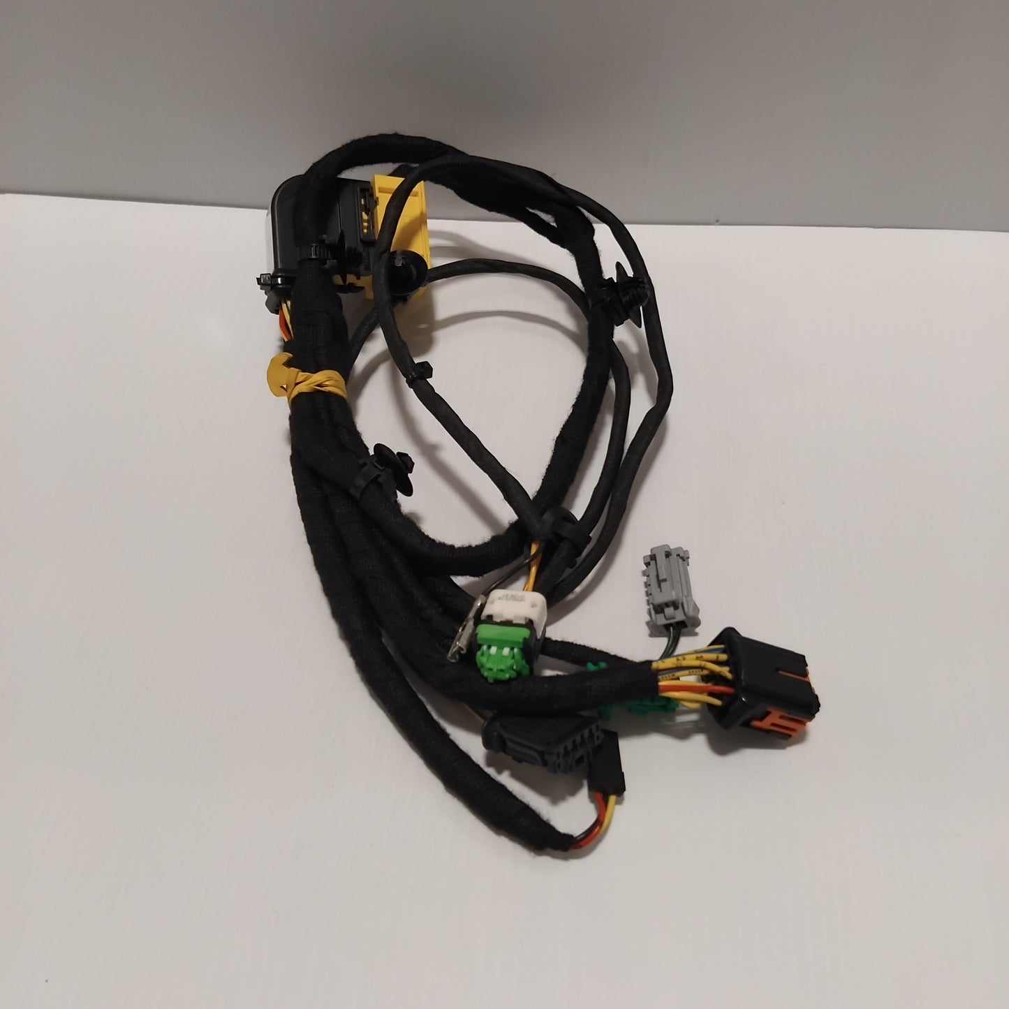 Genuine Peugeot Seat Harness | 1613953080